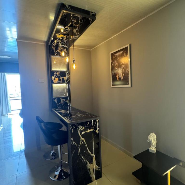 Apartasuite moderno con balcón excelente ubicación - One-Bedroom Apartment - 51