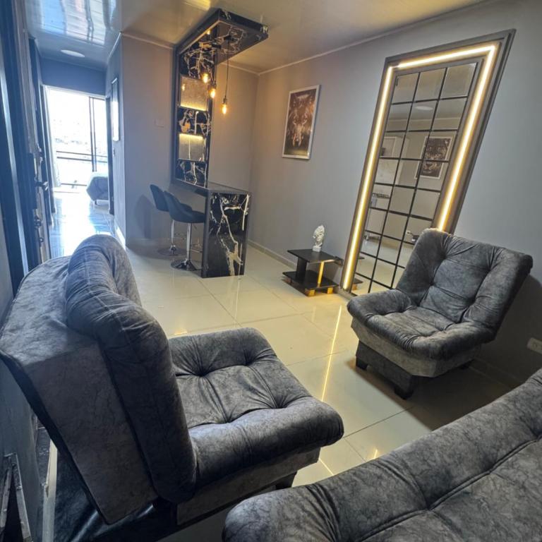 Apartasuite moderno con balcón excelente ubicación - One-Bedroom Apartment - 47