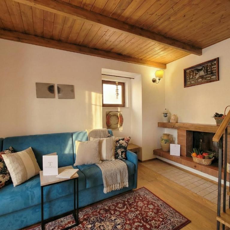 Tatiana - Historic Home with Private Rooftop Terrace - One-Bedroom House - 4