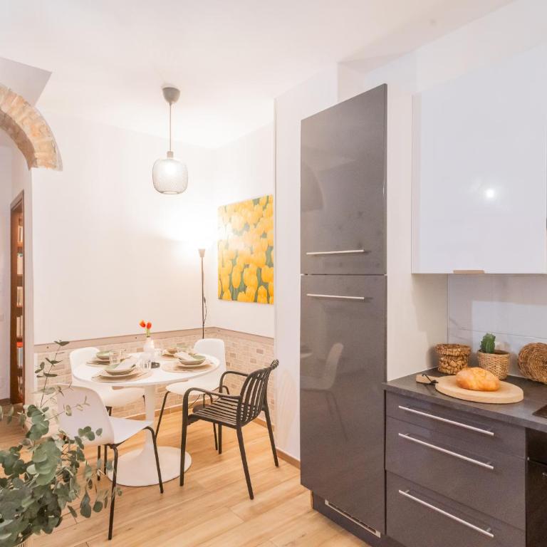[Como Centro] Proprio dietro l'Angolo - Appartamento con 1 Camera da Letto - 38