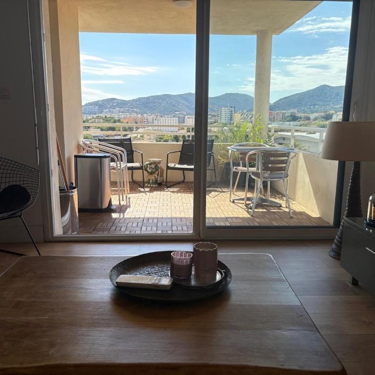 T3 à Ajaccio - 2 chambres avec terrasse et parking gratuit proche du centre ville et des plages - Apartment mit 2 Schlafzimmern - 8