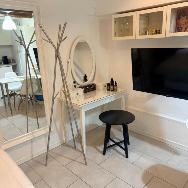 Romantic Nest Colosseum - Appartamento con 1 Camera da Letto - 6