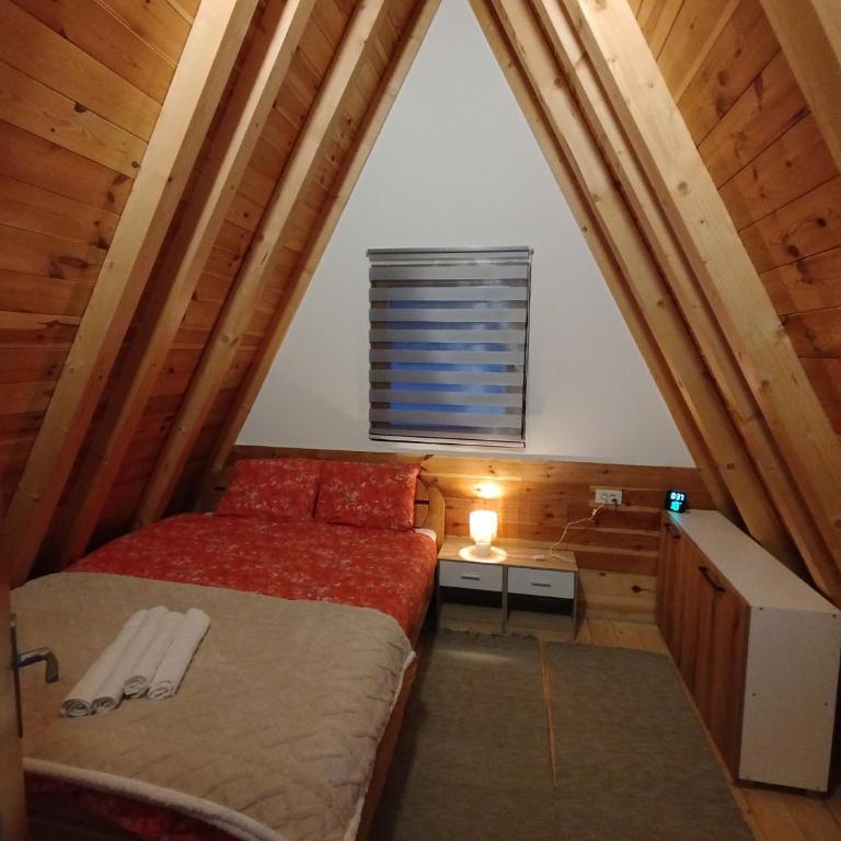 Lili home - Two-Bedroom House - 16