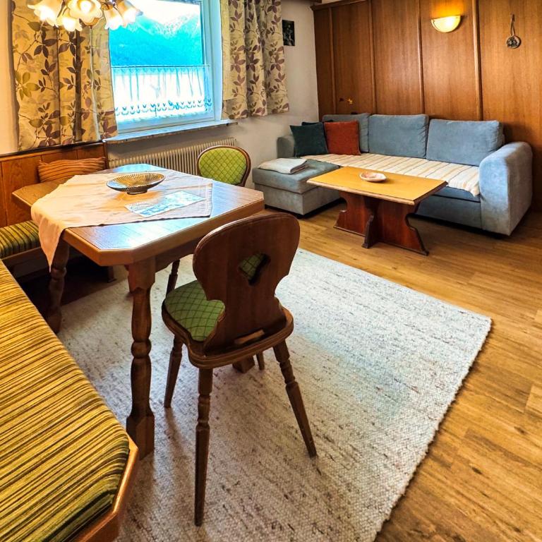 Panorama-Ferienwohnung Isser - Apartment mit 2 Schlafzimmern und Bergblick - 4