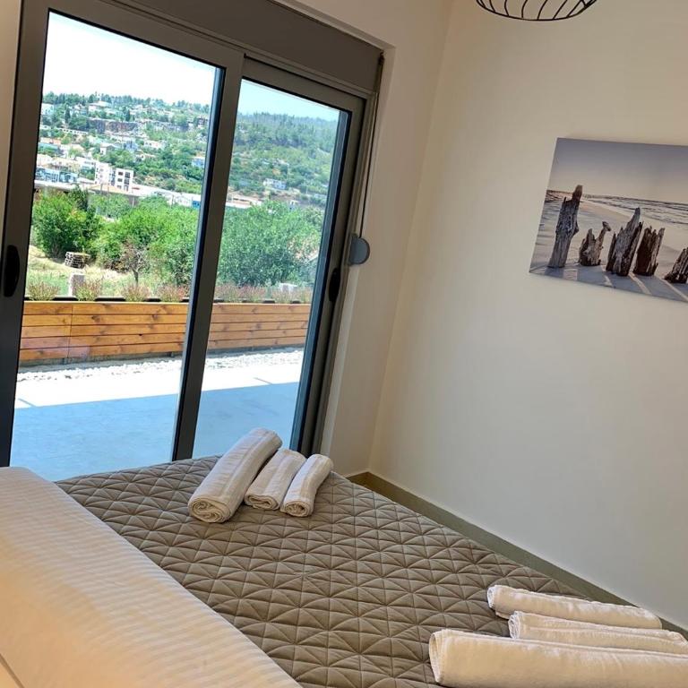 Villa Cellesina - Apartment with View and Balcony - 8