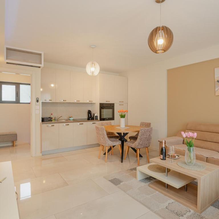 Ralux apartman Tivat - Apartman sa Pogledom na More - 6