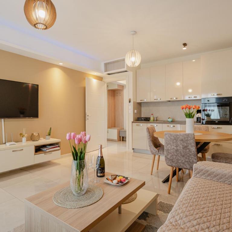 Ralux apartman Tivat - Apartman sa Pogledom na More - 1