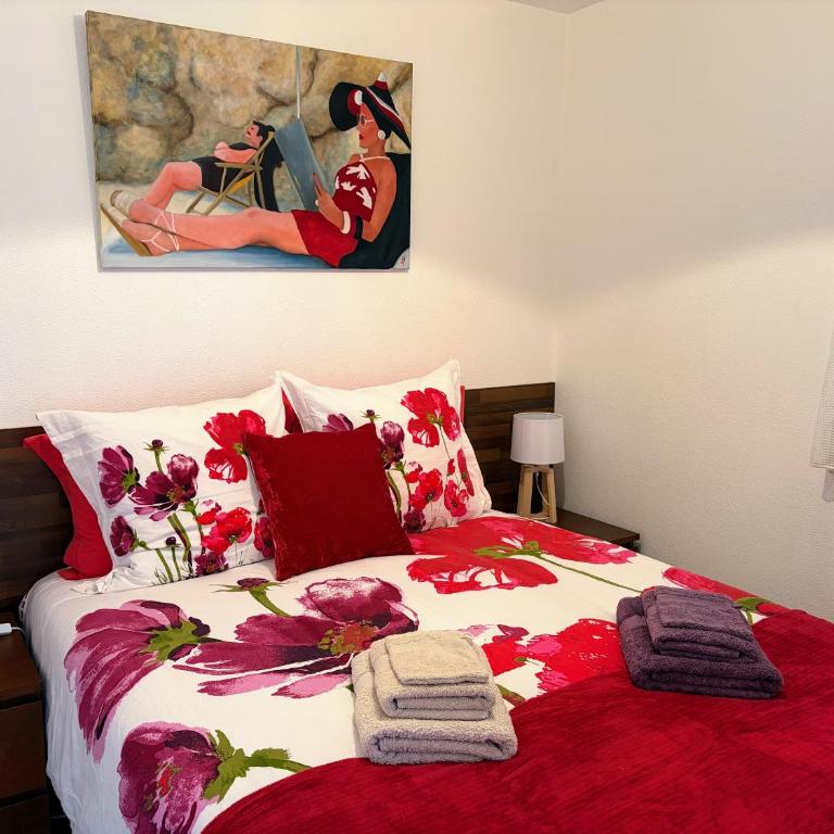Agréable appartement 2 chambres, balcon, calme et soleil - Two-Bedroom Apartment - 9