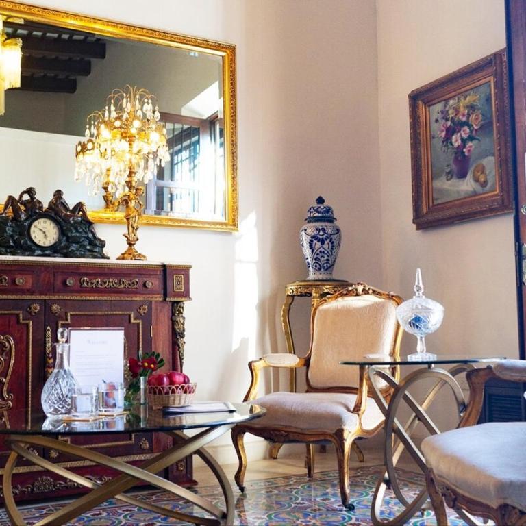 Casa Colibri - 1 block from Paseo de Montejo, Centro - Two-Bedroom House - 1
