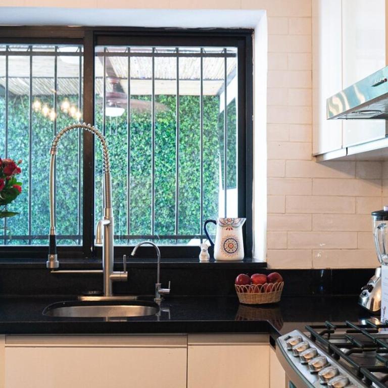 Casa Colibri - 1 block from Paseo de Montejo, Centro - Two-Bedroom House - 12