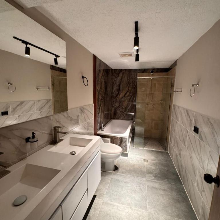 Hotel Cafe Boutique - Deluxe Twin Room - 4