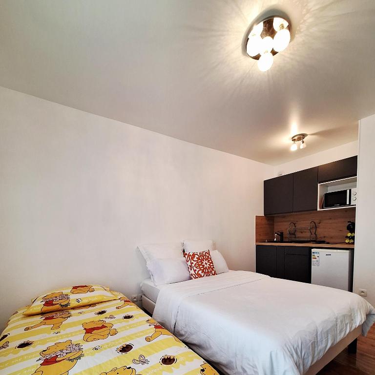 Studio ALPHA - non-smoking studio - 3min by train to Disney OR 30min walk - 5min walk to "Val d'Europe" train station - Apartamento de 1 dormitorio - 9