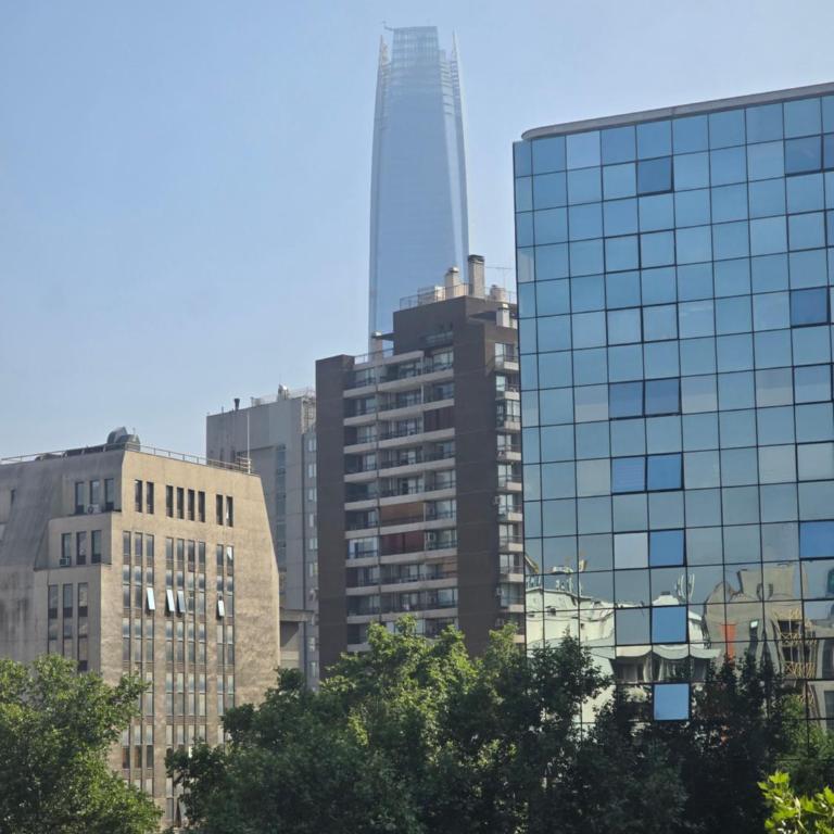 Amplio y central Departamento Familiar - Family Two-Bedroom Apartment with View - 1