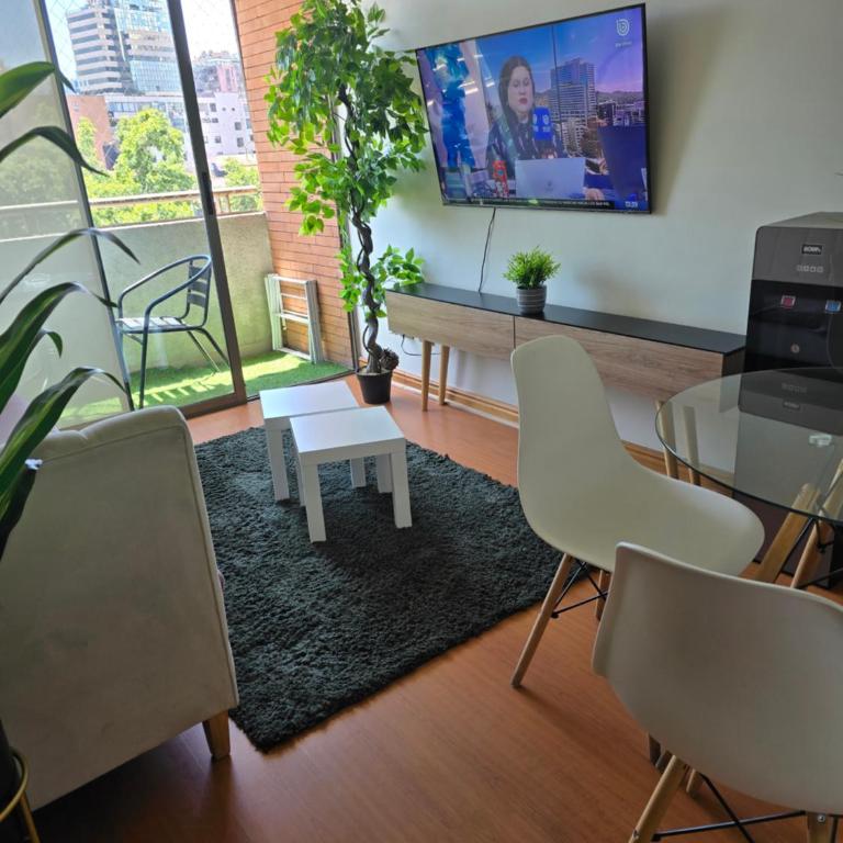 Amplio y central Departamento Familiar - Family Two-Bedroom Apartment with View - 4