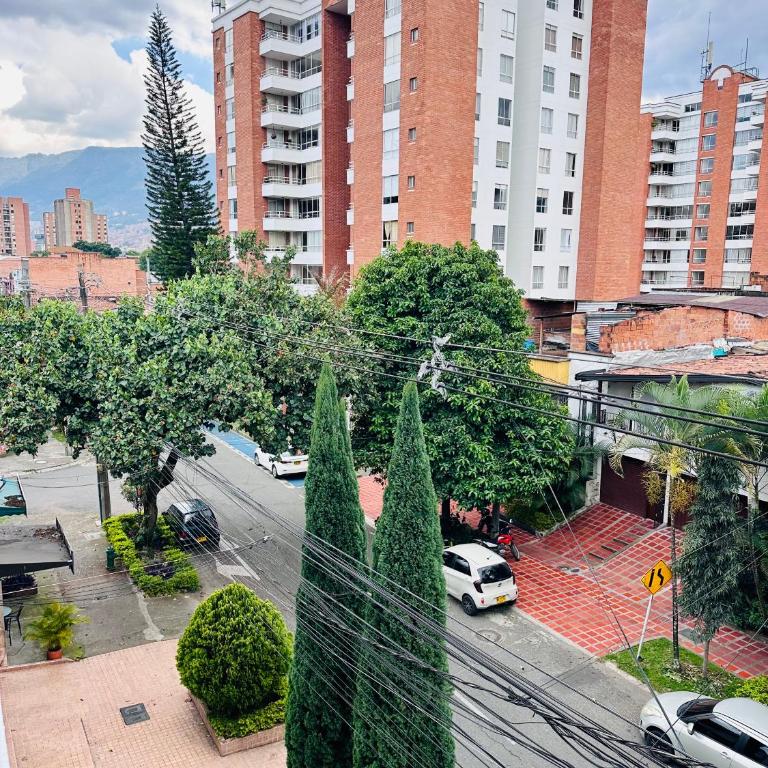 Apartamento laureles estadio 201 ED MILA - Two-Bedroom Apartment - 10