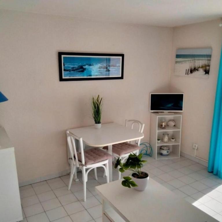 Amoureva 4 pers - Vue mer - Parking - Piscine - Proche commerce - Appartement 1 Chambre - 9