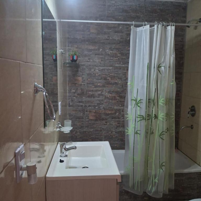 Los Lapachos - Two-Bedroom House - 3