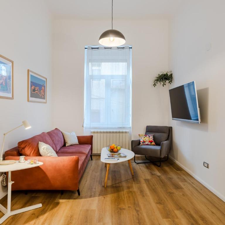 Anywhere On Foot - Steps from Hotel Moscow - Apartman sa 1 Spavaćom Sobom - 4