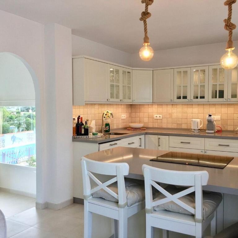 VILLA OASIS PRIVATE HEATED POOL La Cala Mijas - Villa de 3 dormitorios - 11