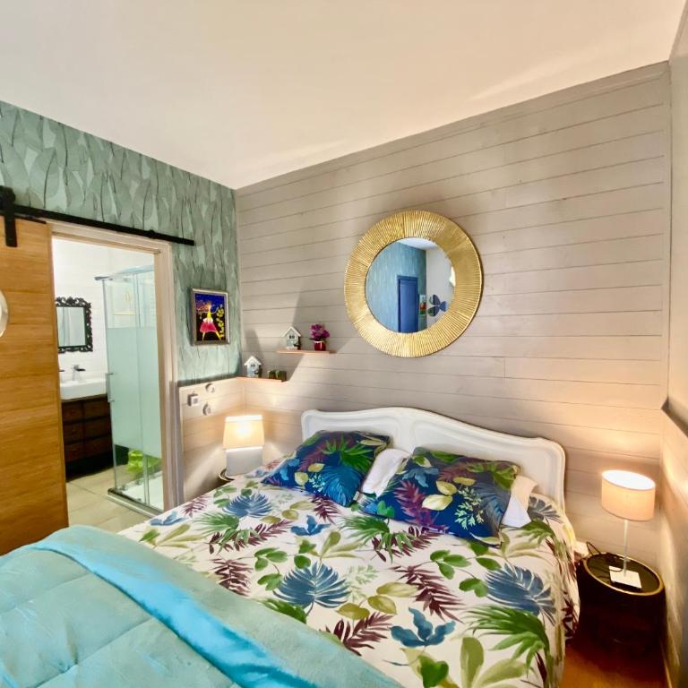 Domaine Ô Clair de Lune - Chambres d'Hôtes et Gîtes à Sarlat - Accès Cité Médiévale 5 minutes à pied - Parking - SPA & Massages en option - Piscine de saison - Maison 1 Chambre - 1