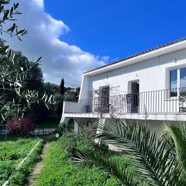 Belle maison 4 chambres proche du centre ville et des plages - Maison 4 Chambres - 26