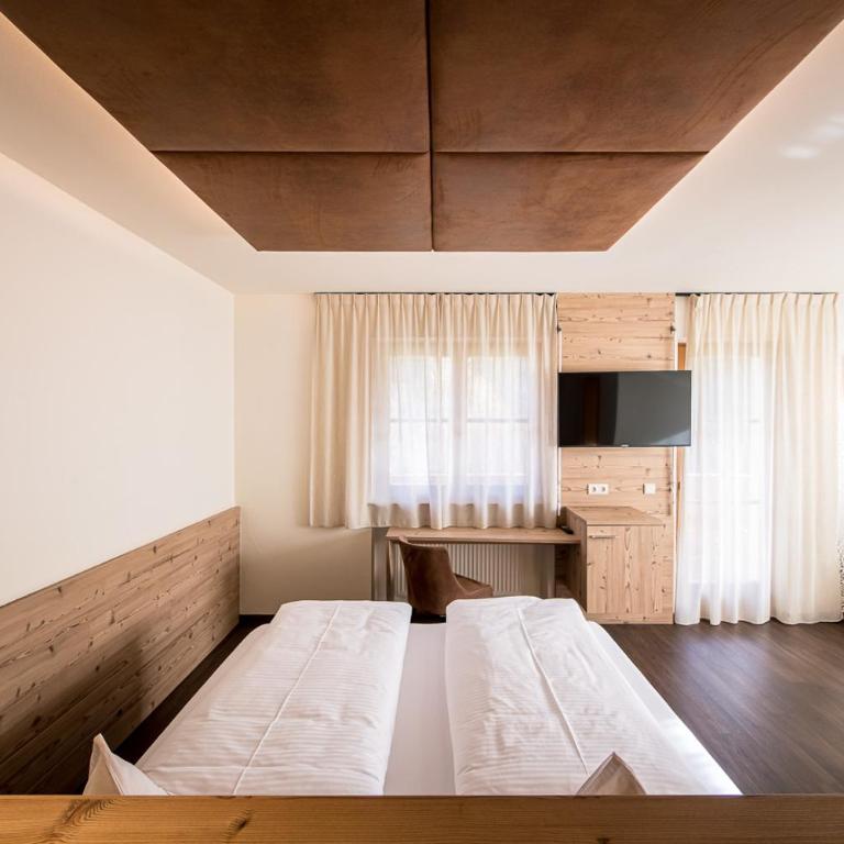 Hotel Waldheim - Double Room - 10