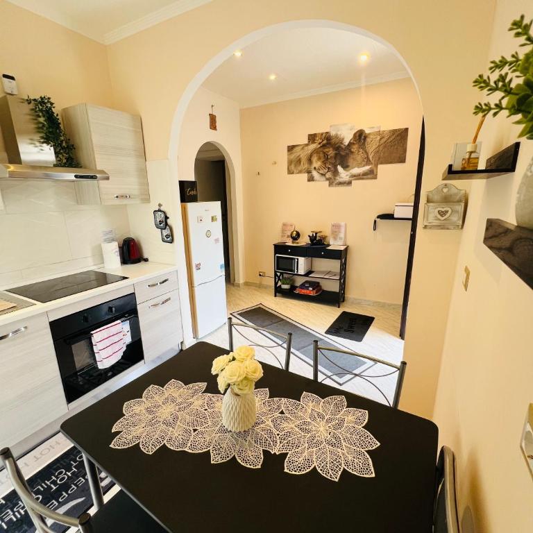 Casa vacanza La Rosa di Oscar - Testaccio - Appartamento con 2 Camere da Letto - 2