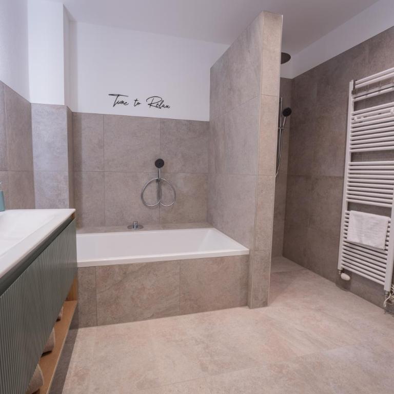 FamilienNest - Appartement Supérieur avec Sauna - 9