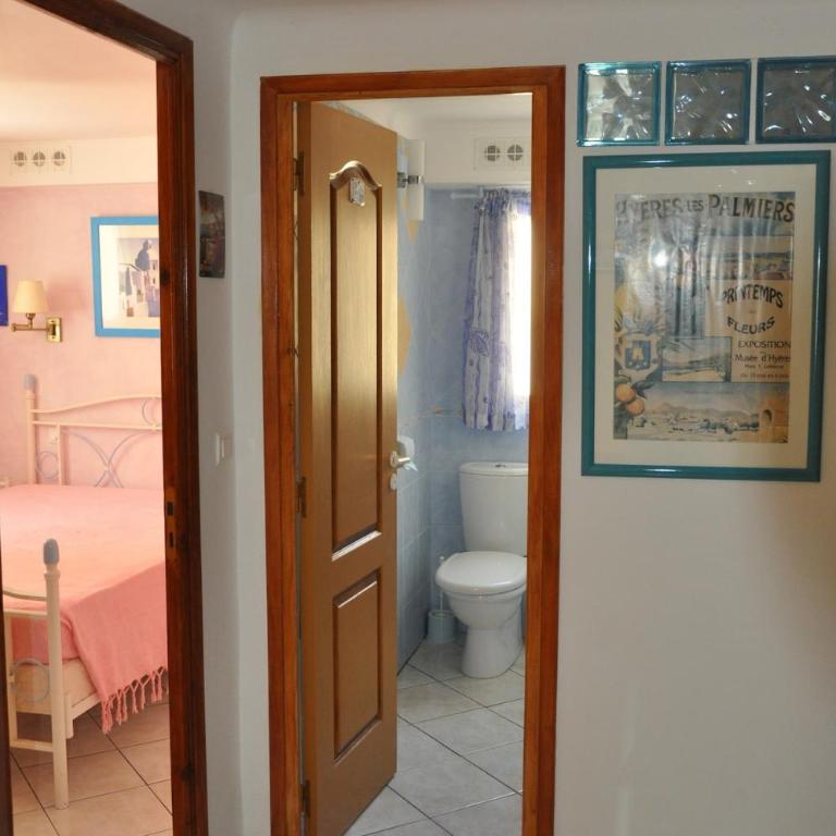T2 avec terrasse fermée aperçu mer calme colline proche plages Almanarre - Appartamento con 1 Camera da Letto - 7