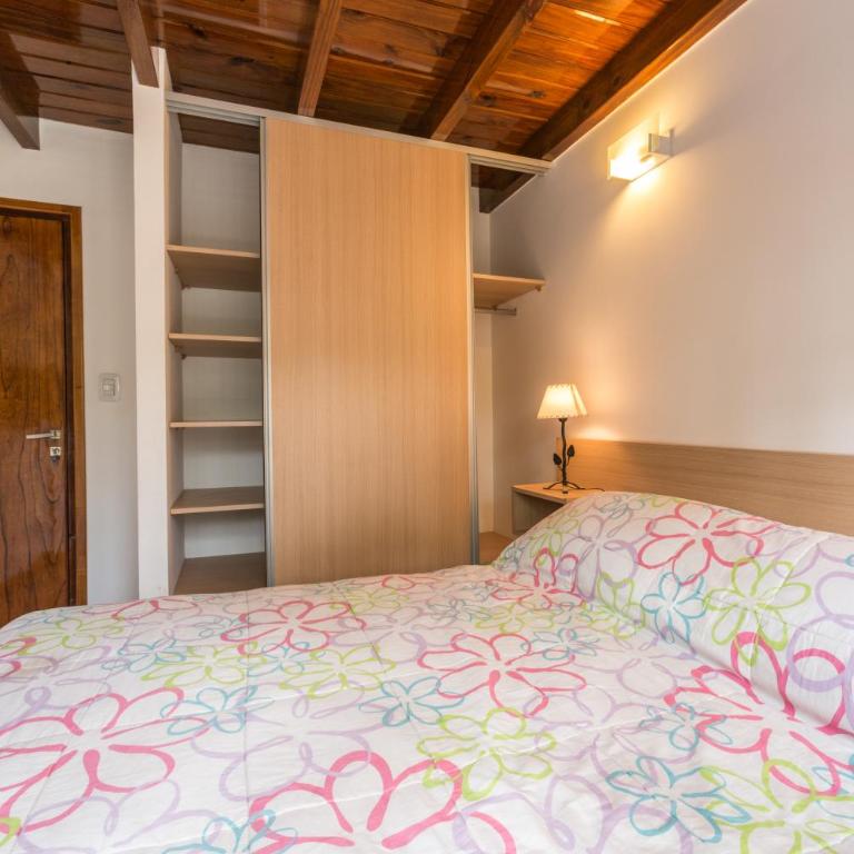 Cabañas Gonzalez - Casa Unifamiliar de 3 dormitorios - 2