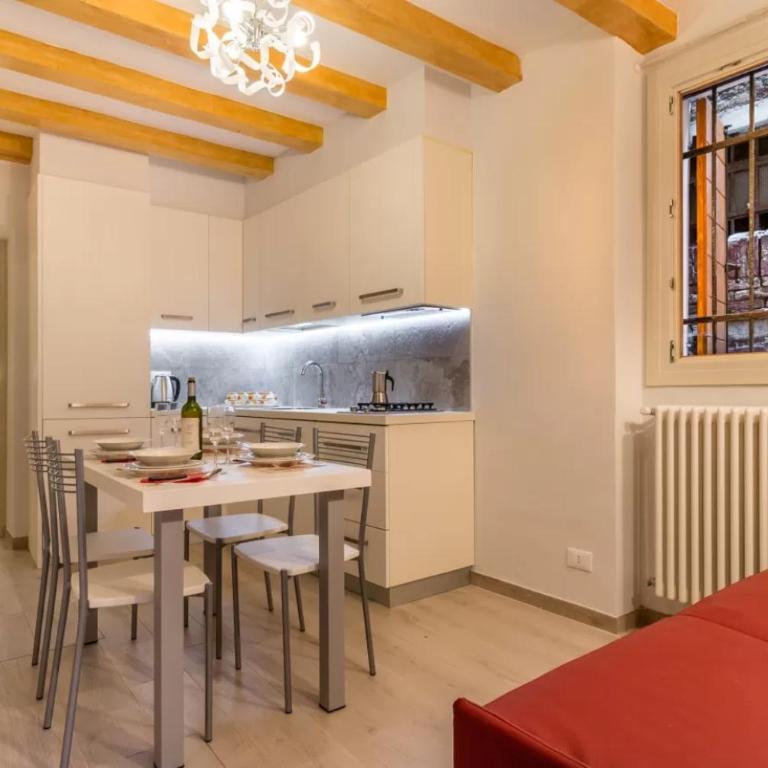 Veneziacentopercento Arco Apartment - Two-Bedroom Apartment - 10