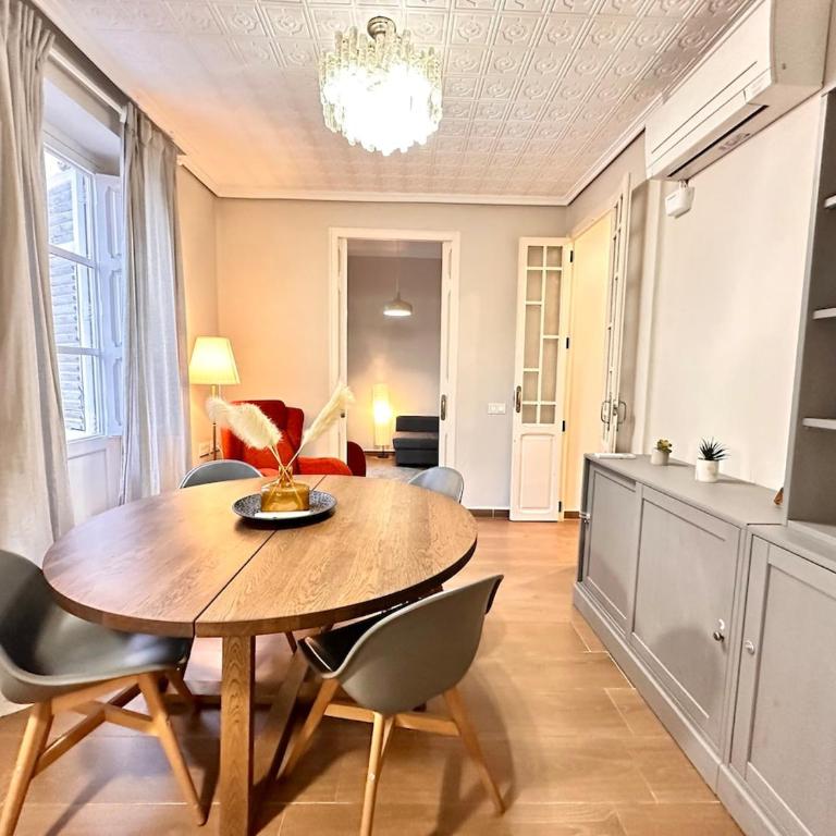 Luminoso Apartamento - Centro - Two-Bedroom Apartment - 8