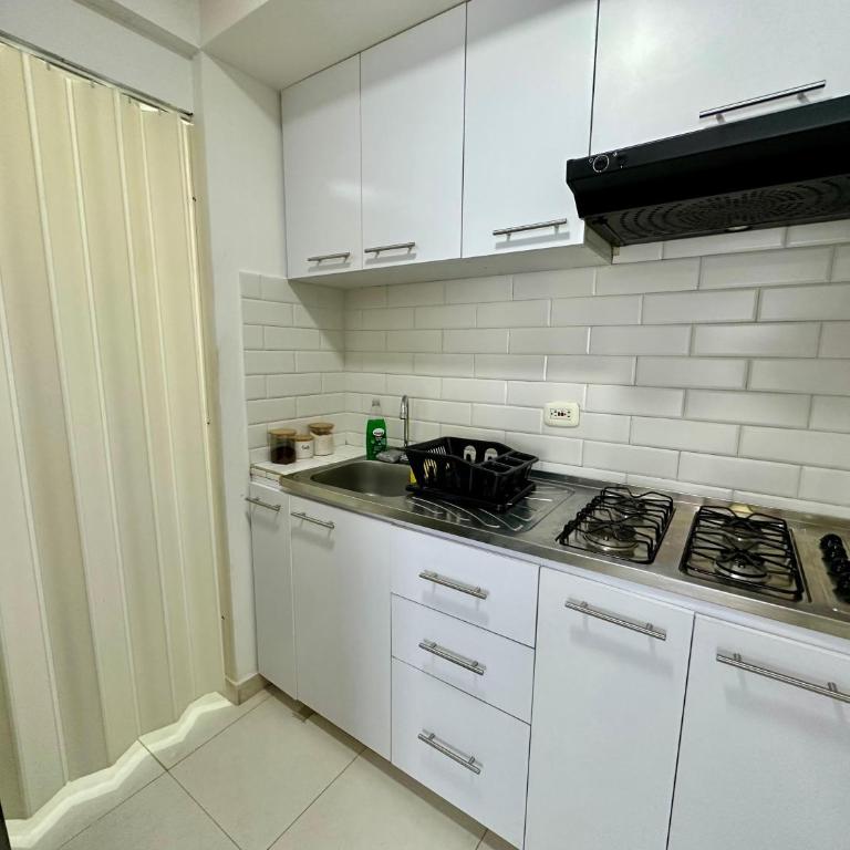 Apartamento de 3 habitaciones con Vista al Mar - Three-Bedroom Apartment - 7