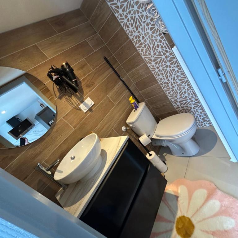 Studio aux pieds des stations, vélos, motos et rando - Appartement 1 Chambre - 5