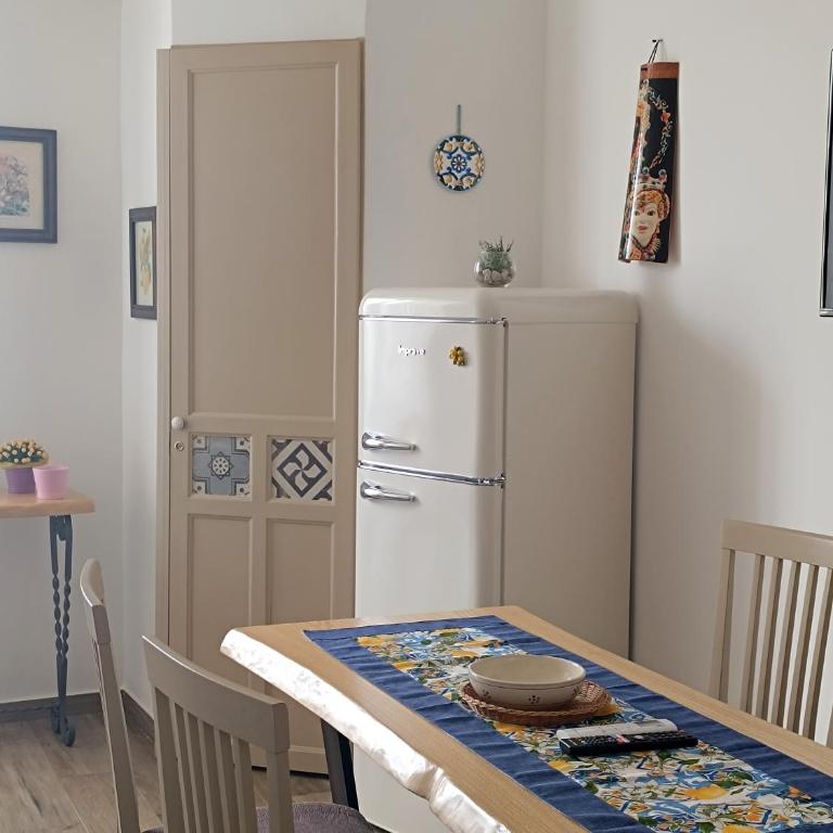 Citrus Verde - One-Bedroom Apartment - 10