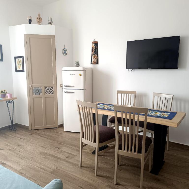 Citrus Verde - One-Bedroom Apartment - 8