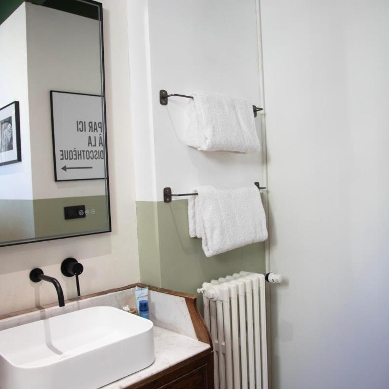 Bright 1920s Apartment - 2 Mins to Beach & Station - Appartement 1 Chambre - 4