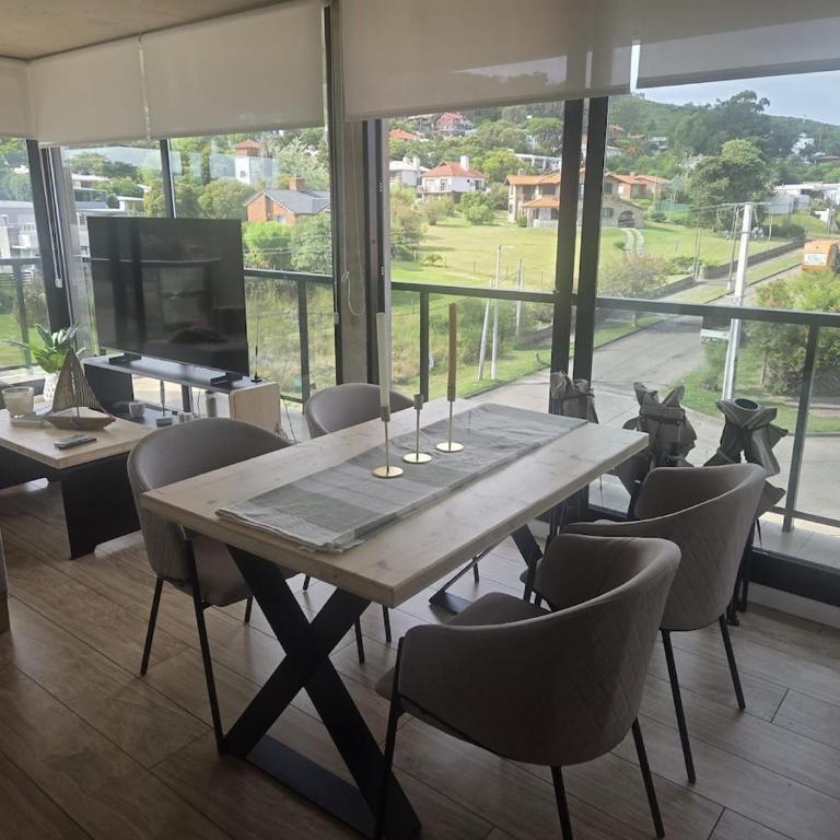 Brand new apartment overlooking the ocean and the hill - Two-Bedroom Apartment - 2