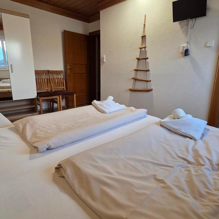 Pension Tyrol Maria Alm - Dreibettzimmer - 5