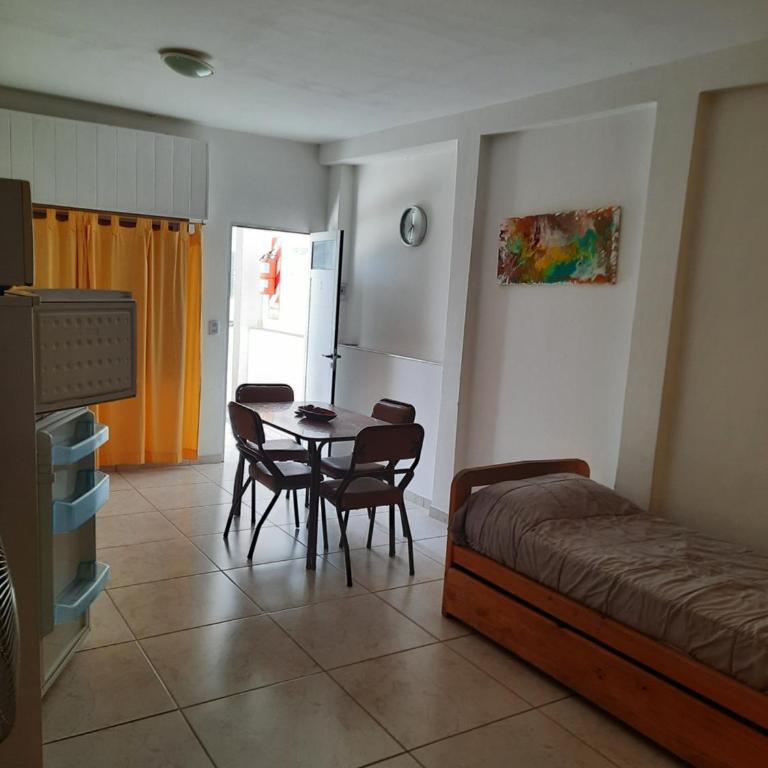 Departamento 626,PB 4 Personas, N 2 SANTA TERESITA wifi cable gas natural - Apartamento de 1 dormitorio - 5