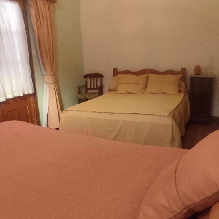 Hotel HALLEY - Vicuña, Valle de Elqui - Family Room with Private Bathroom - 1