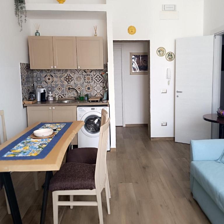 Citrus Verde - One-Bedroom Apartment - 16