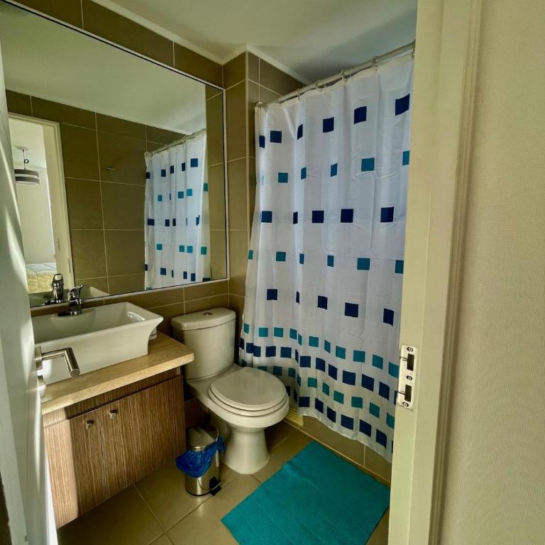 Moderno Departamento Céntrico con estacionamiento - Two-Bedroom Apartment - 2