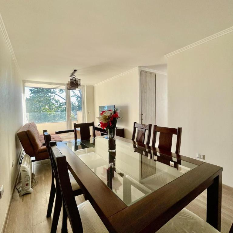 Moderno Departamento Céntrico con estacionamiento - Two-Bedroom Apartment - 9