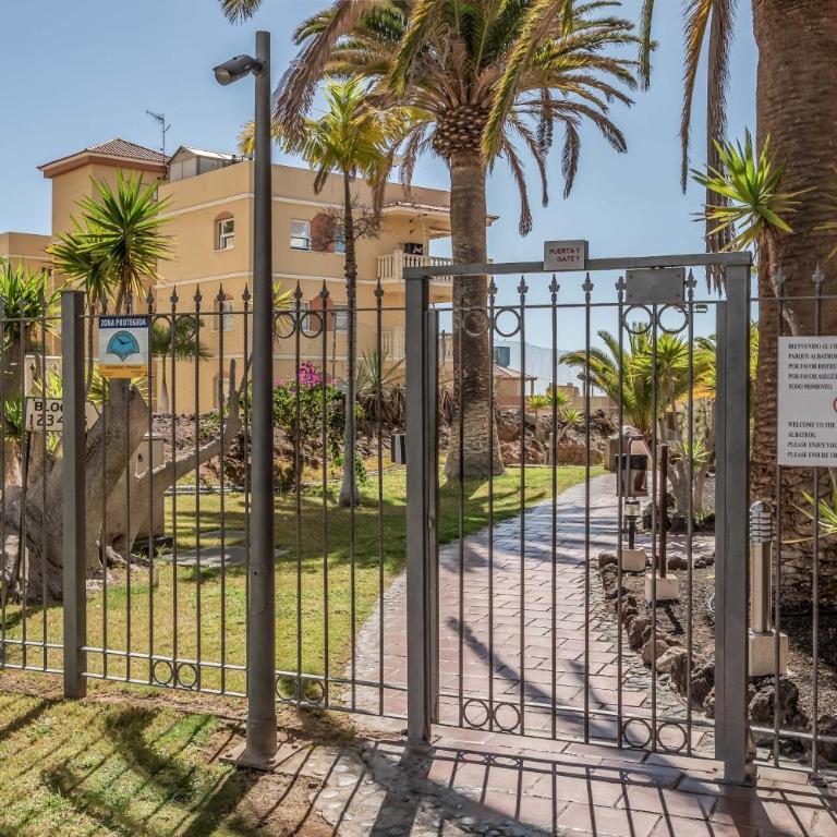 Cozy Apt Heated Pool Terrace AirCo Golf - Apartamento de 1 dormitorio - 36