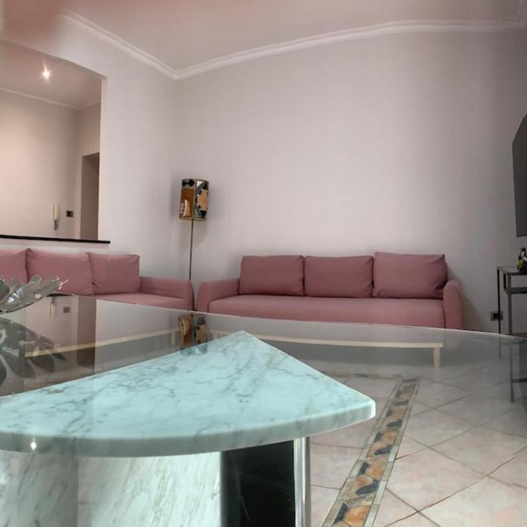Elegante soggiorno Giardini Reali Torino Centro - Appartamento Familiare con 2 Camere da Letto e Vista - 1