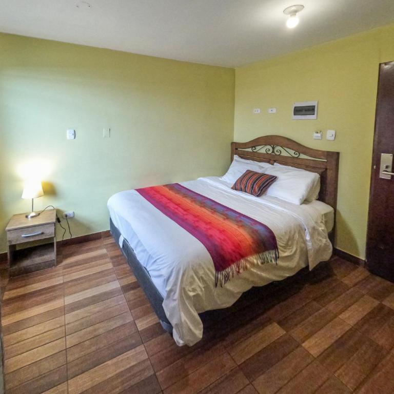 Pikaflor B&B - Six-Bedroom House - 22