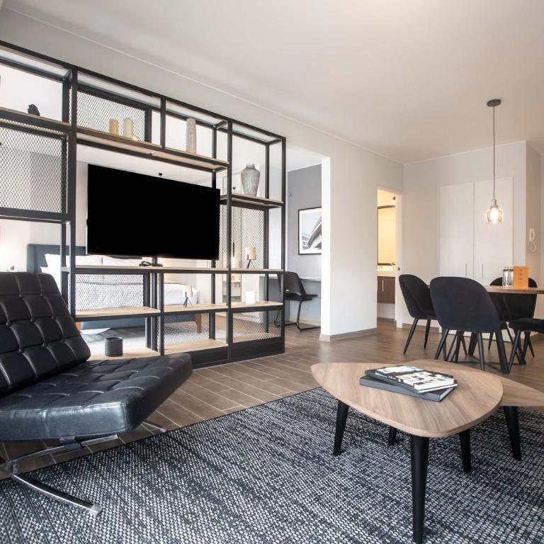 Luxury apartment in Miraflores near Malecón - Vacation Home - 5