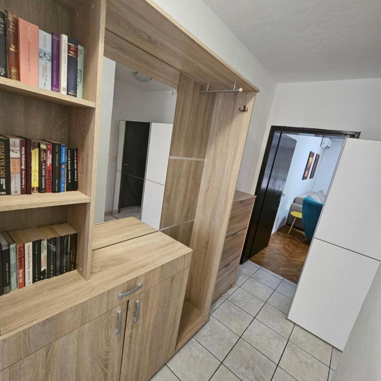 Andrej & Viktor - Two-Bedroom Apartment - 15