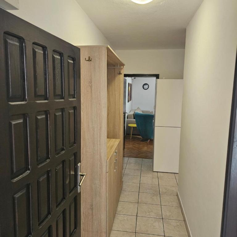 Andrej & Viktor - Two-Bedroom Apartment - 17